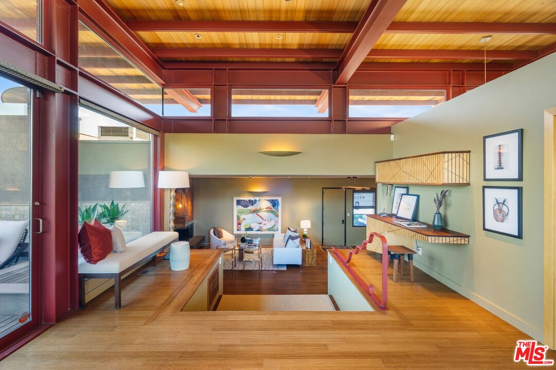 MLS #25561641 image #10