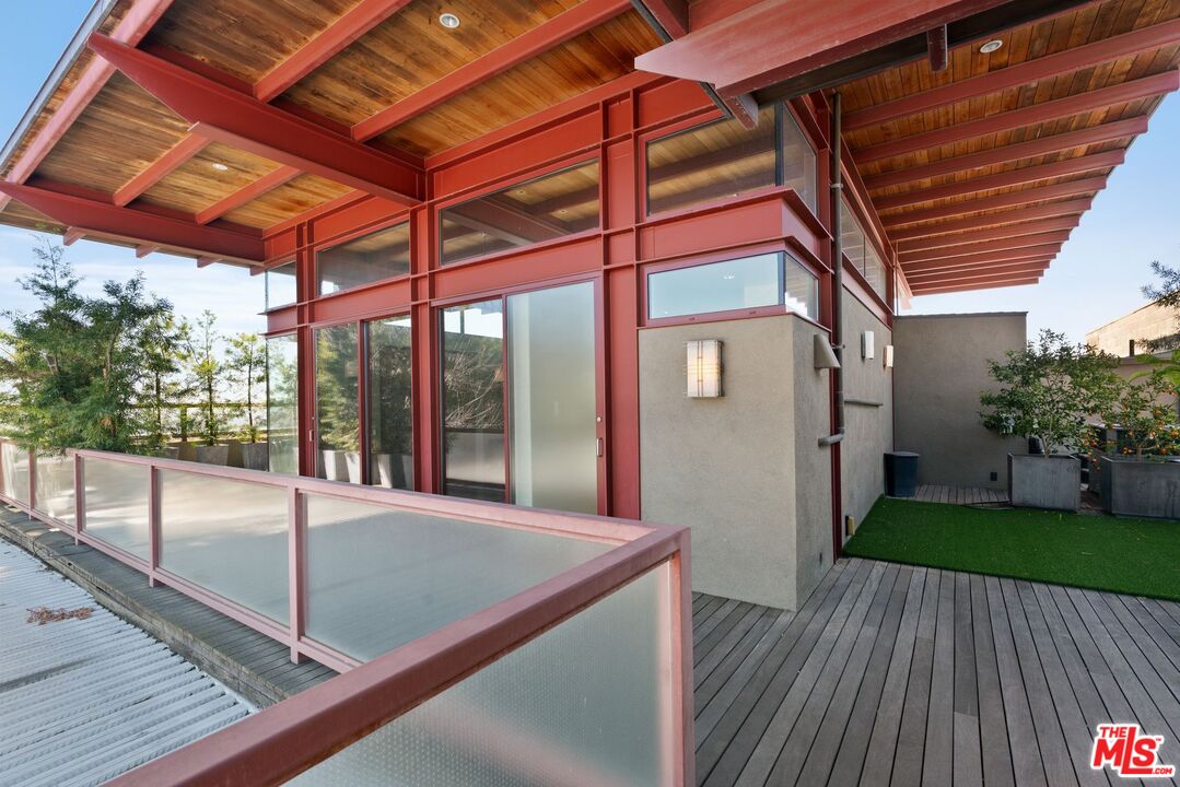 MLS #25561641 image #15