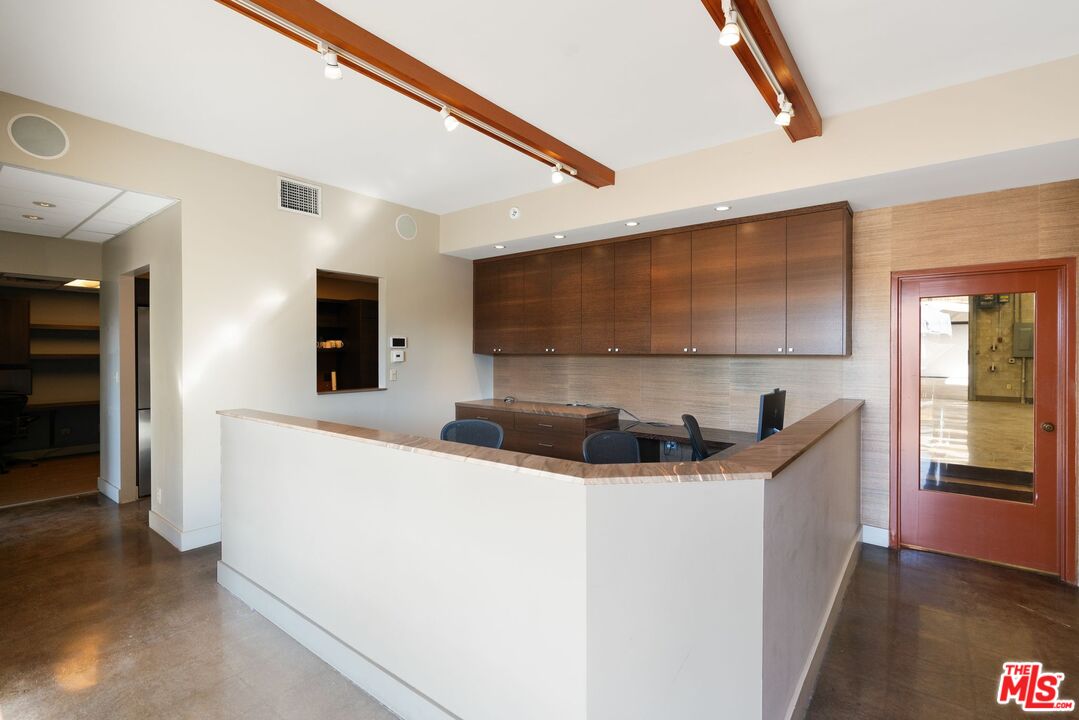 MLS #25561641 image #22