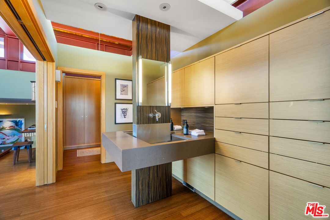 MLS #25561641 image #6