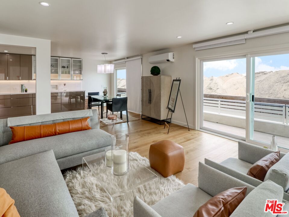 MLS #25561715 image #15