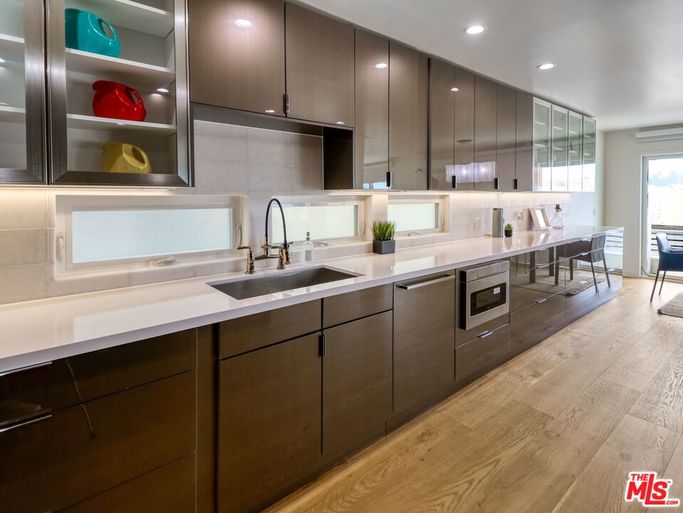 MLS #25561715 image #16