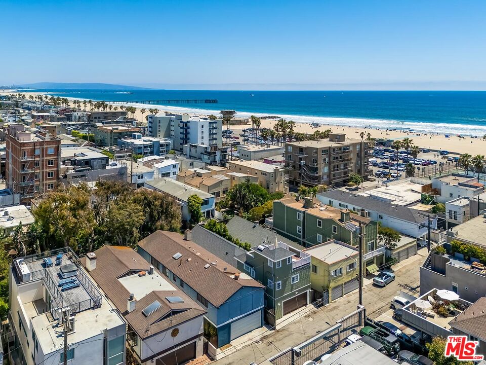 MLS #25562103 image #0