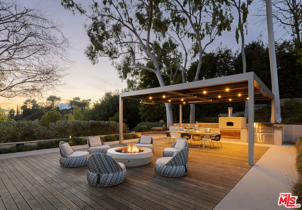 MLS #25562855 image #19