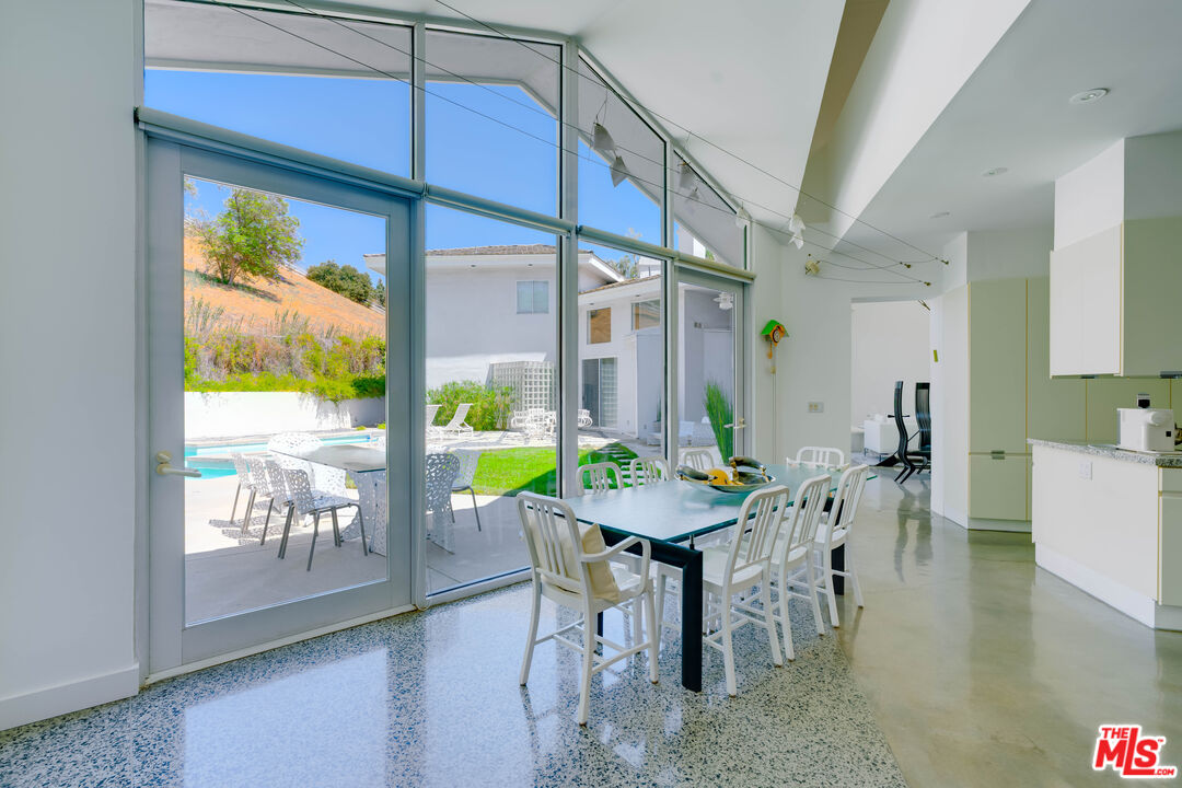 MLS #25563435 image #10