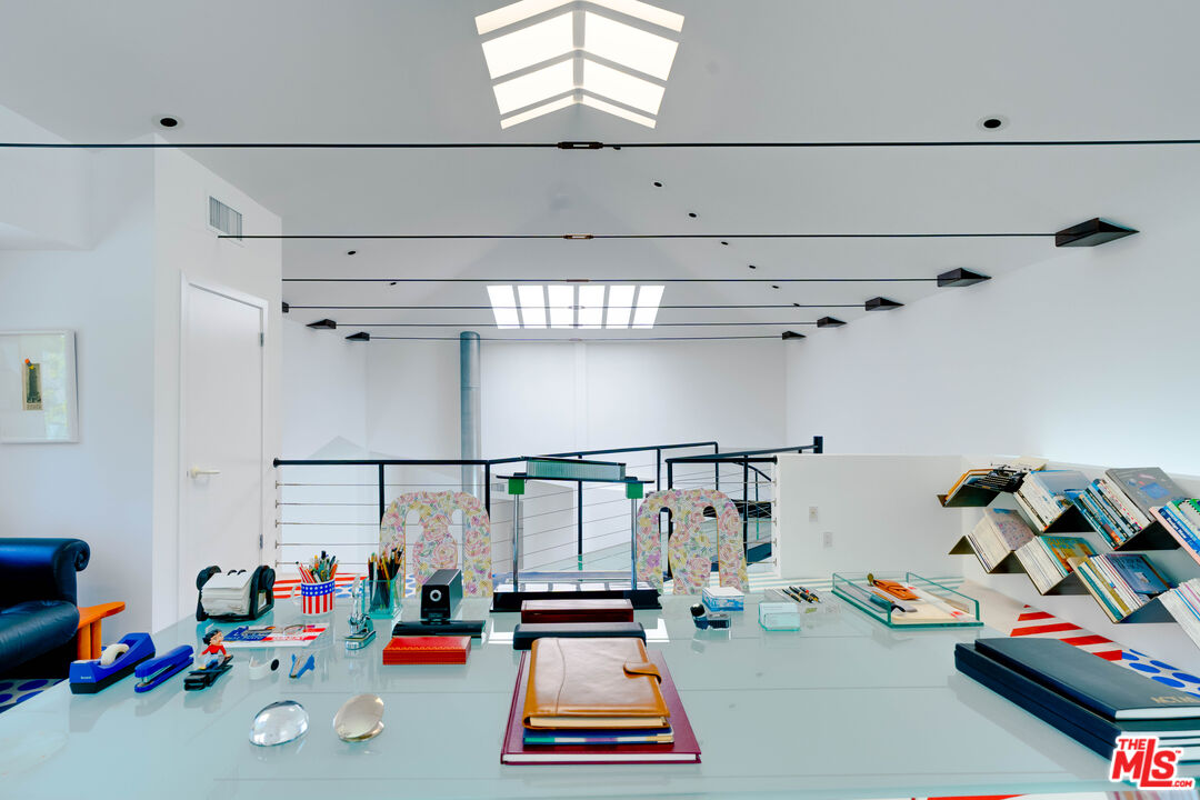 MLS #25563435 image #15