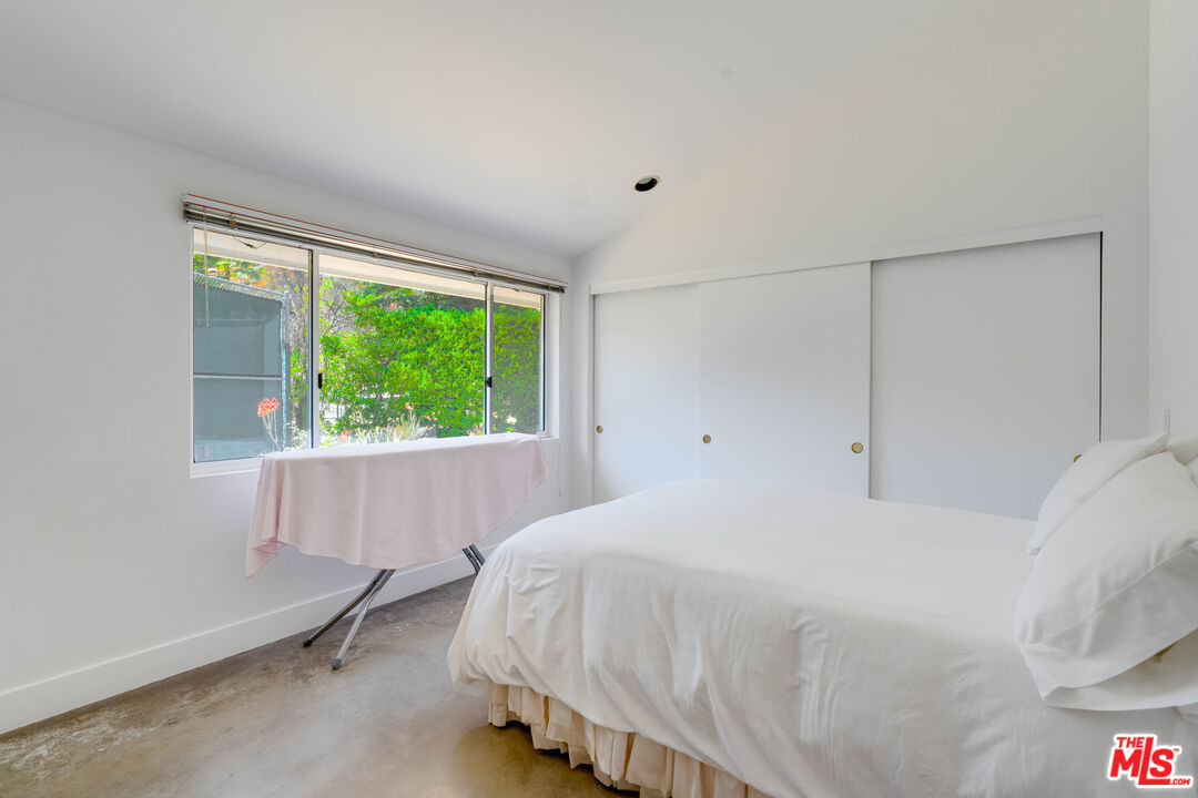 MLS #25563435 image #18