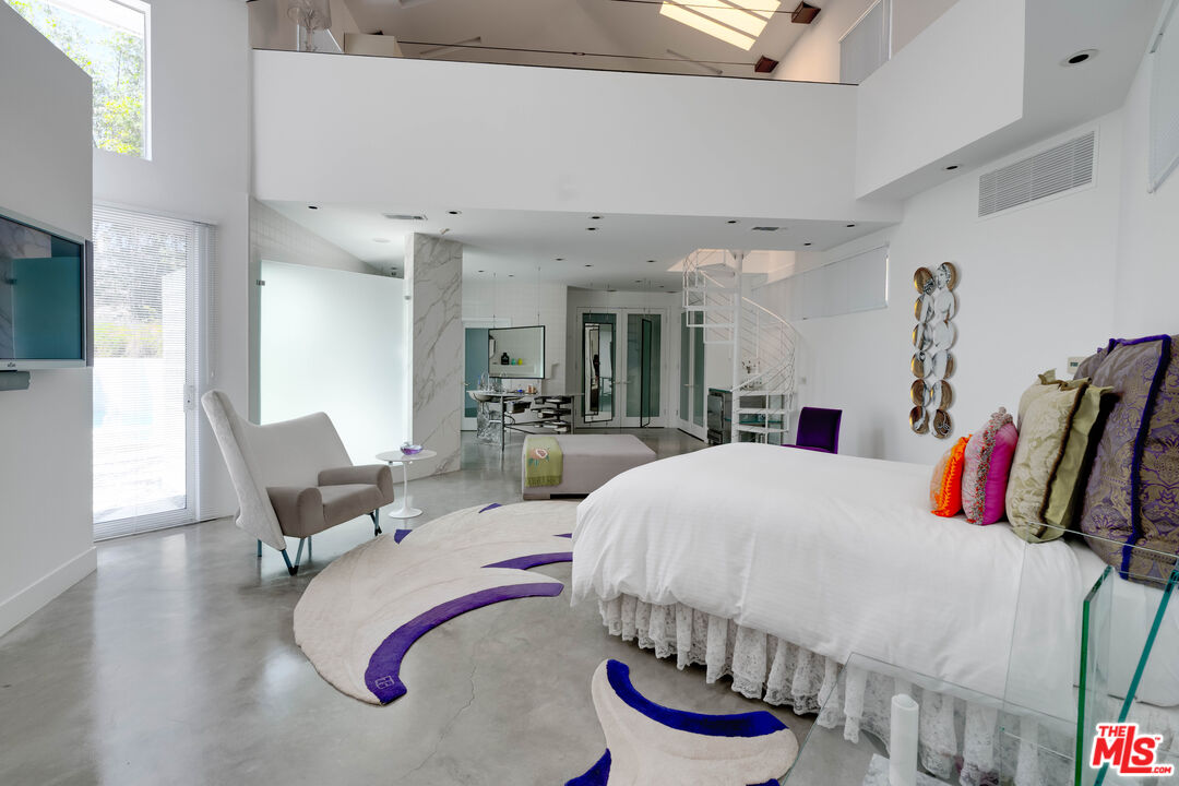 MLS #25563435 image #21