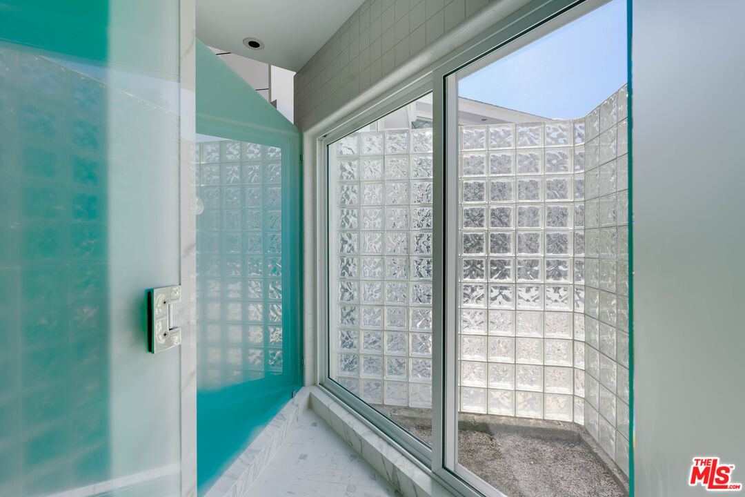 MLS #25563435 image #25