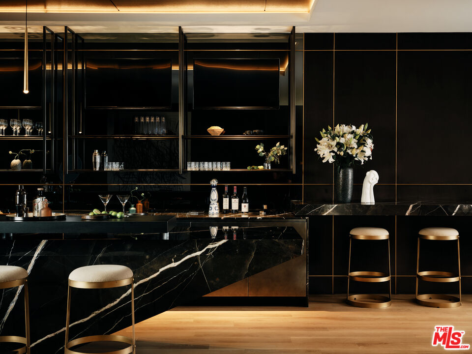 MLS #25565439 image #18