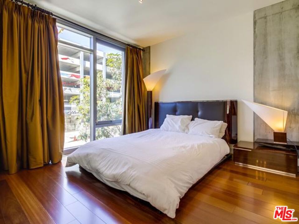 MLS #25566877 image #40