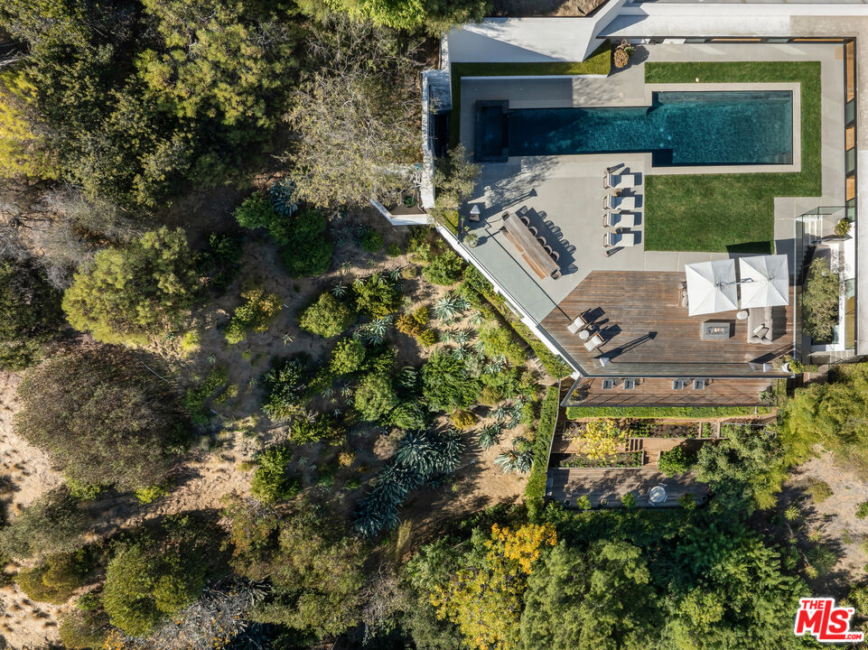 MLS #25567093 image #3