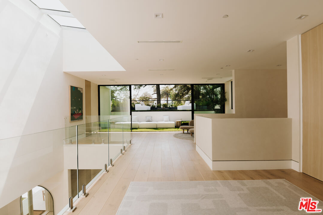 MLS #25567895 image #7