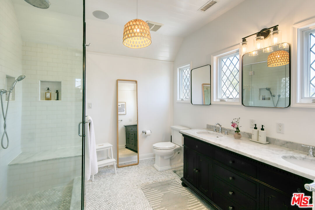 MLS #25569151 image #23