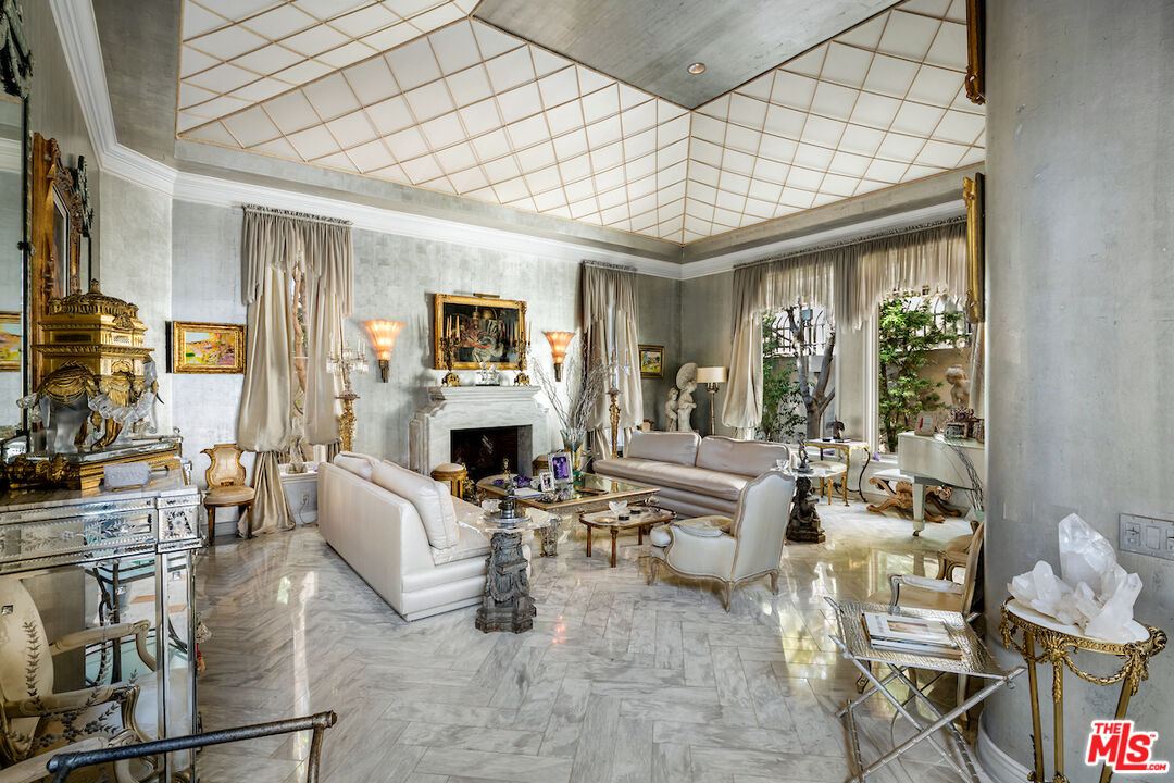 MLS #25570791 image #1