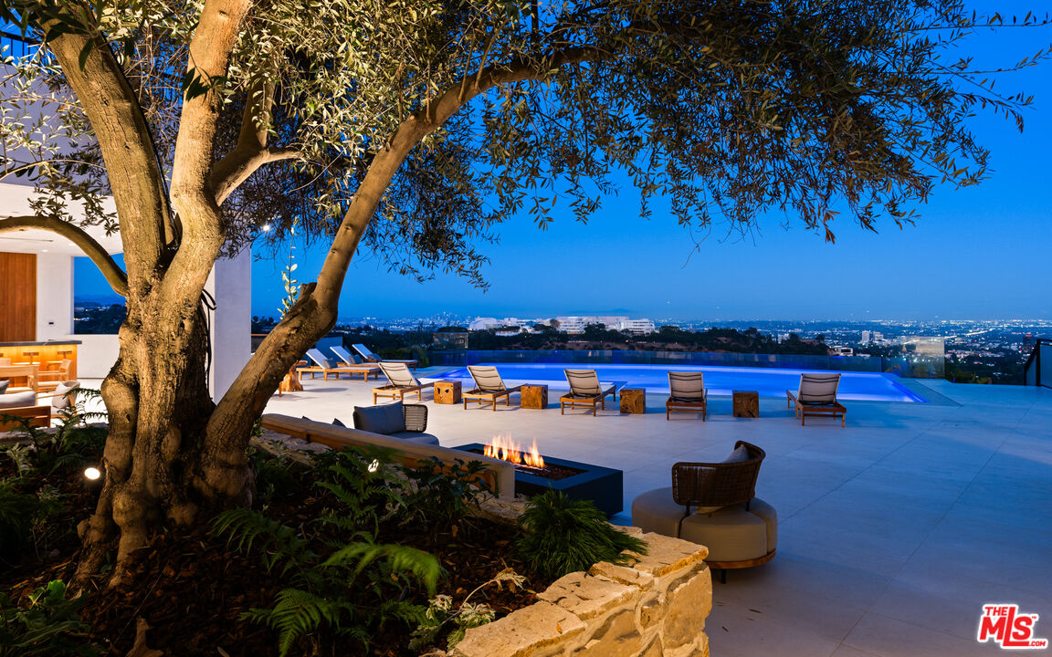 MLS #25570957 image #14