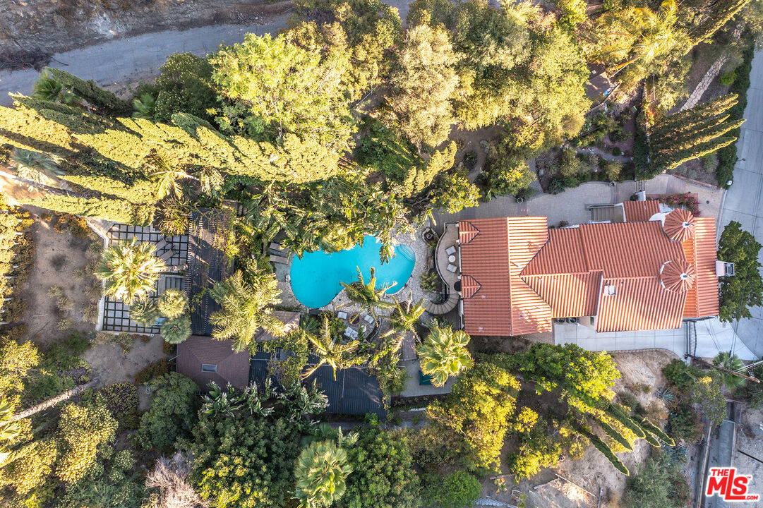 MLS #25570979 image #17