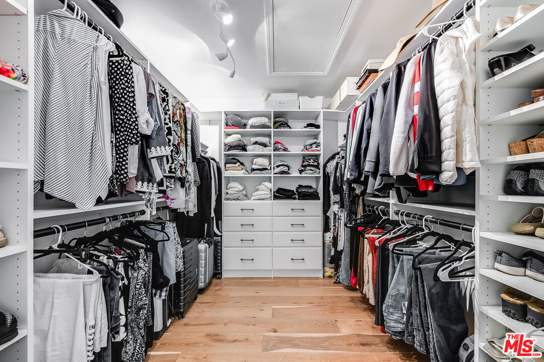 MLS #25570979 image #46