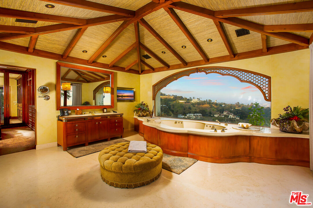 MLS #25571549 image #54