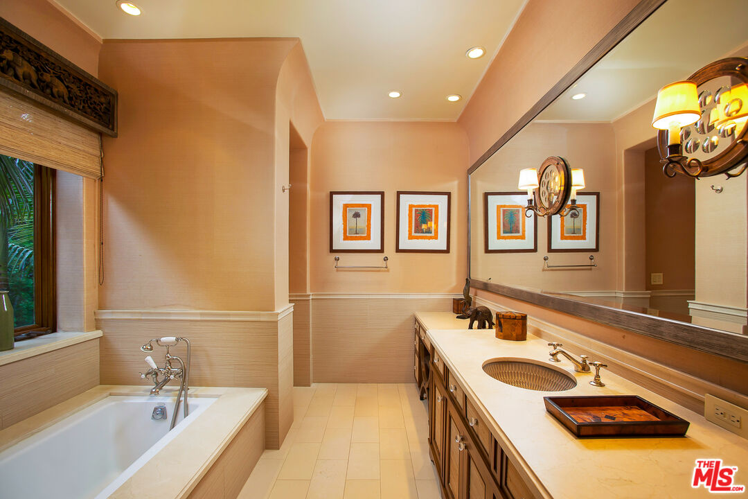 MLS #25571549 image #64