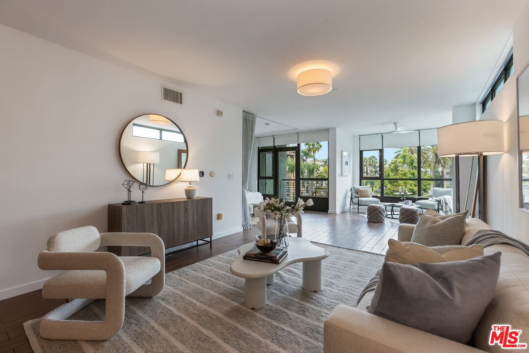 MLS #25571559 image #10