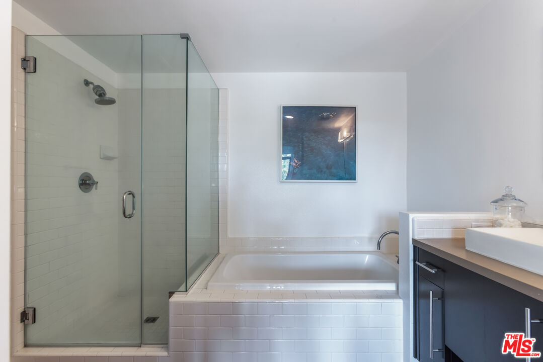 MLS #25571559 image #18