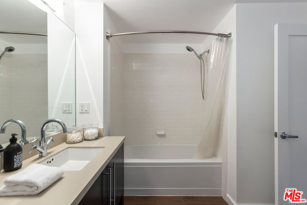 MLS #25571559 image #22