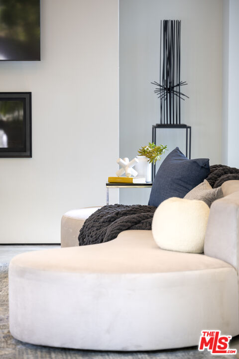 MLS #25571635 image #12