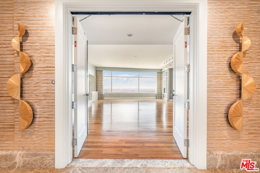 MLS #25571895 image #3