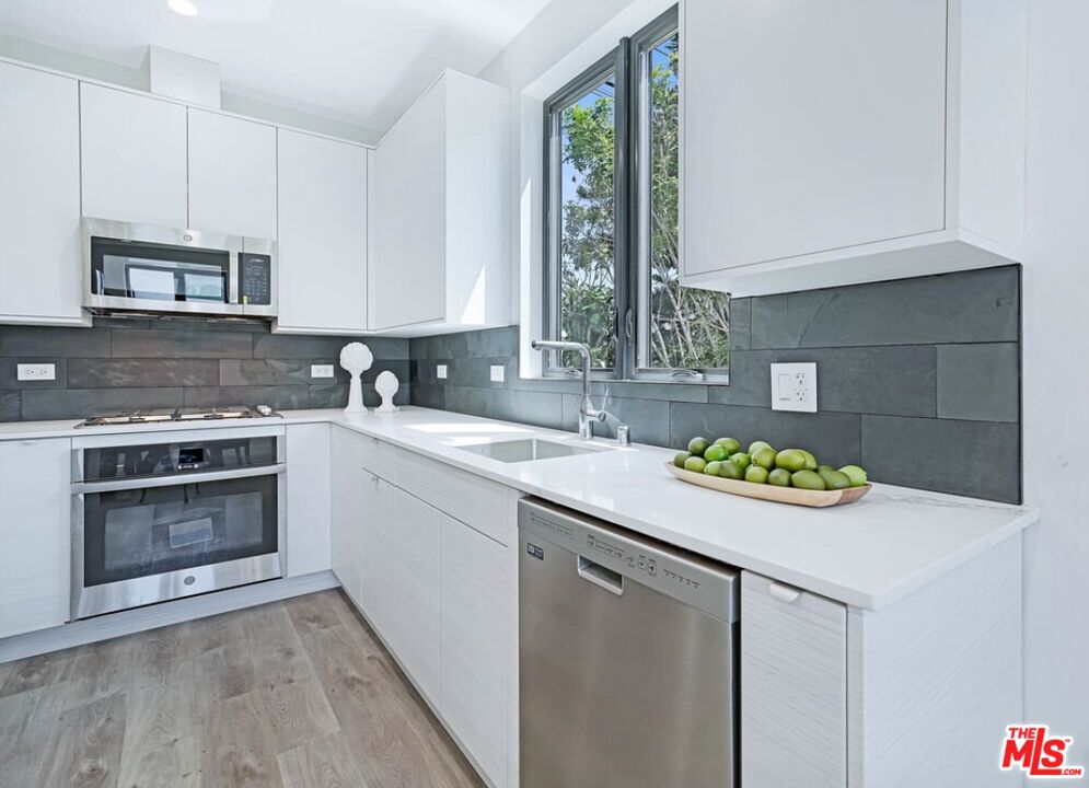 MLS #25571991 image #37