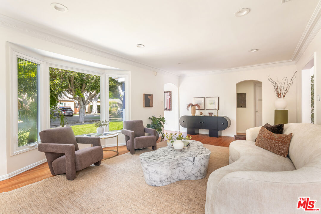 MLS #25572509 image #9