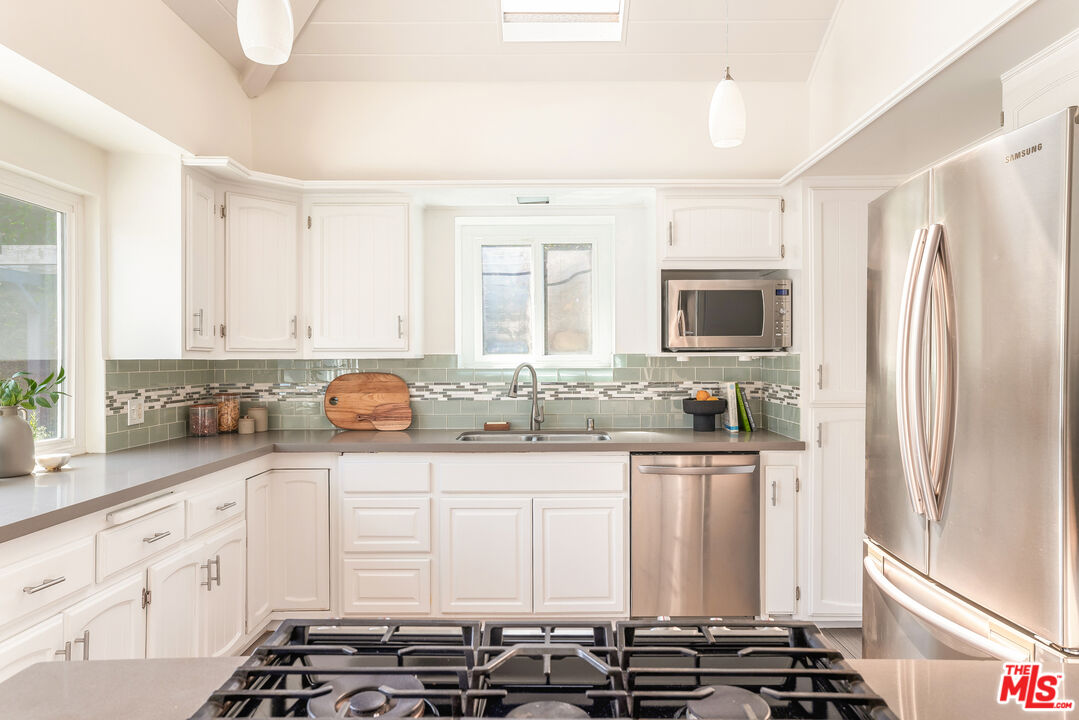 MLS #25572509 image #14