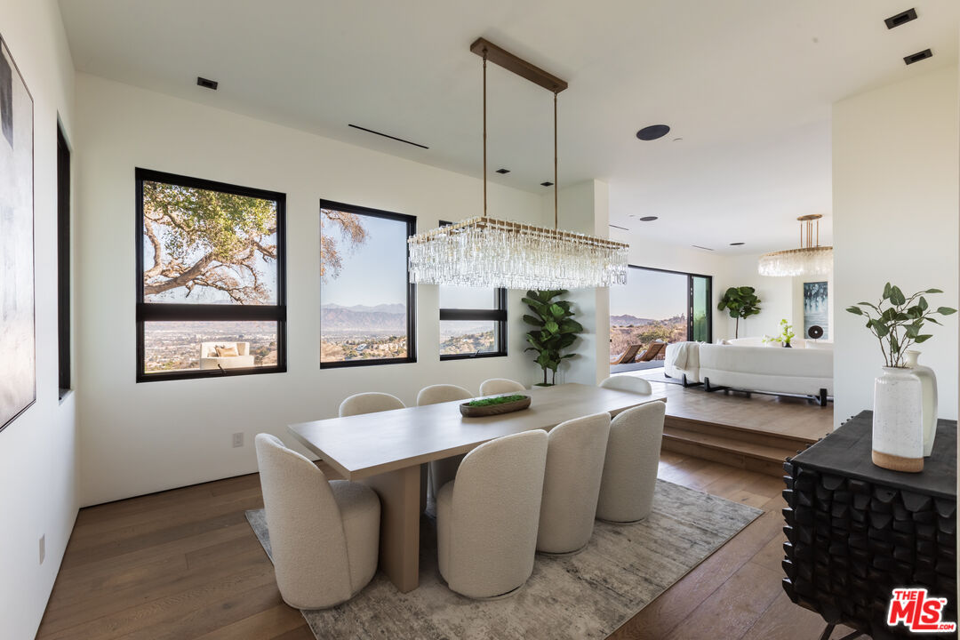 MLS #25572877 image #10