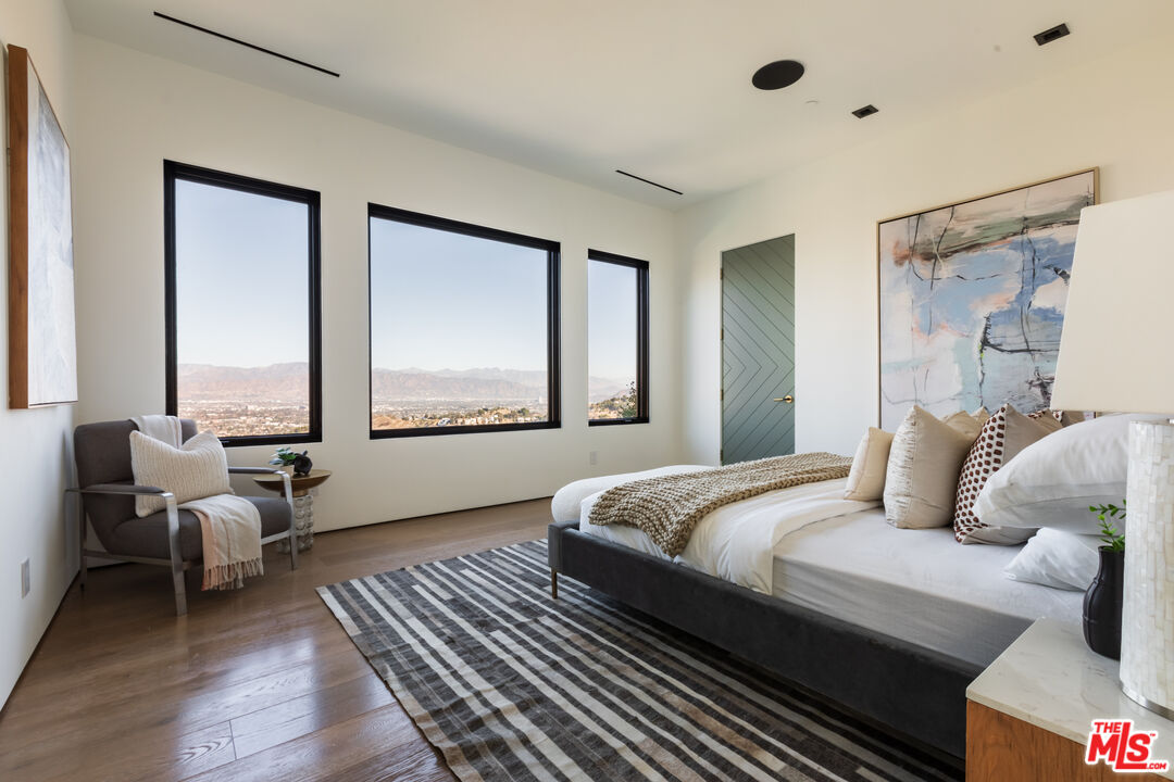 MLS #25572877 image #29