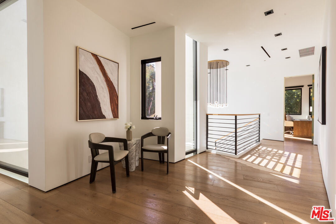 MLS #25572877 image #38