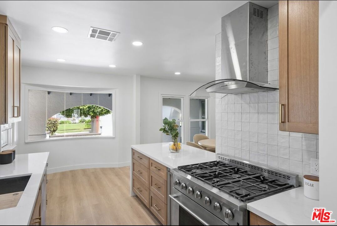 MLS #25573345 image #11