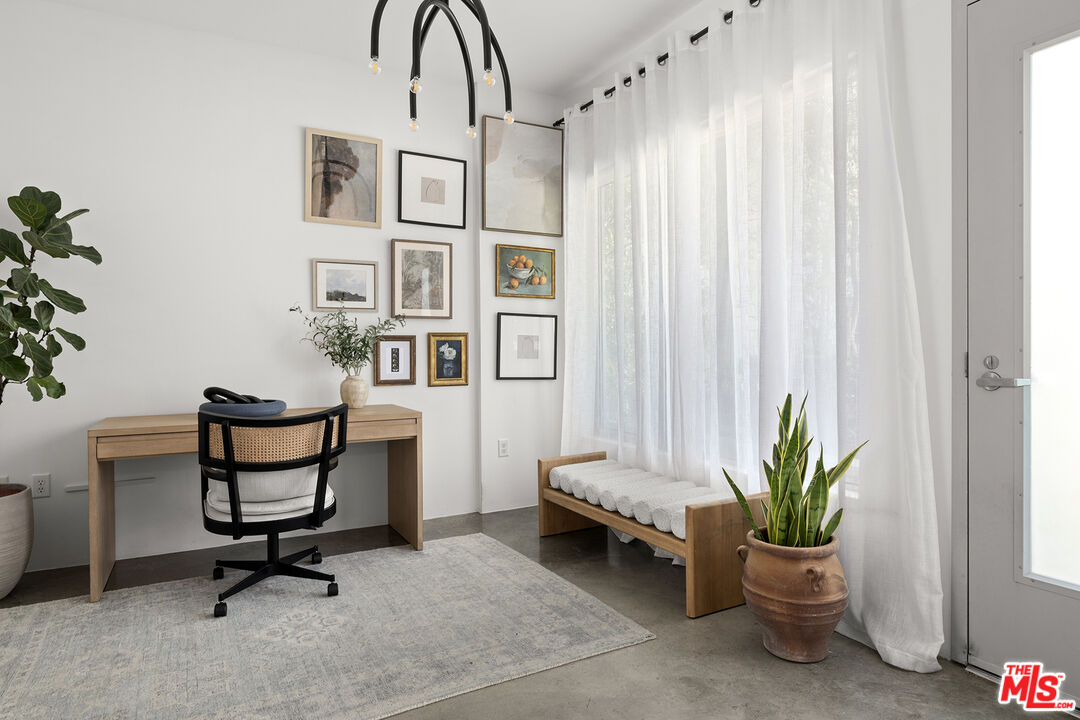 MLS #25573953 image #9