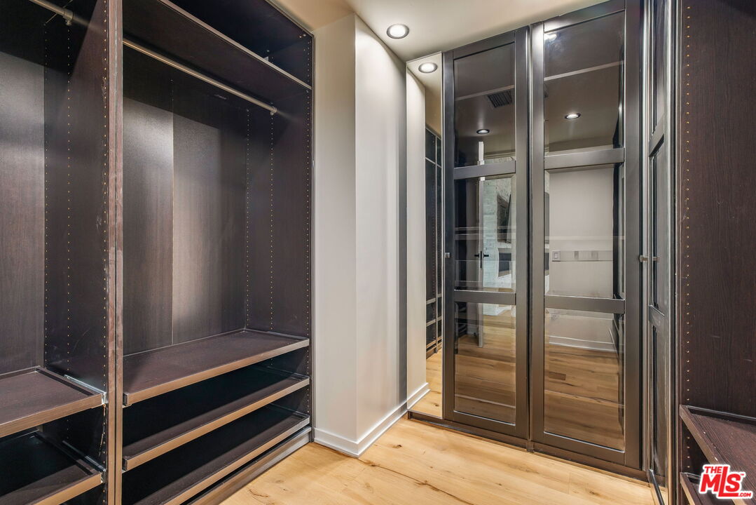 MLS #25574427 image #11