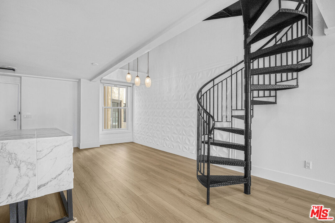 MLS #25575029 image #12