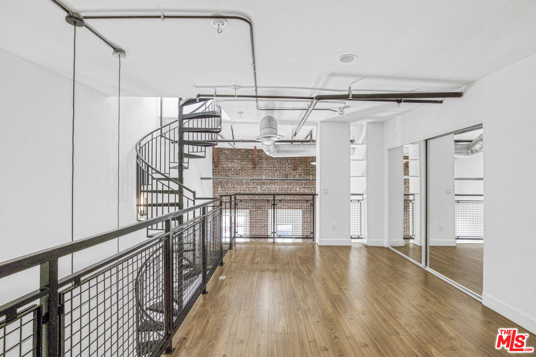 MLS #25575029 image #18