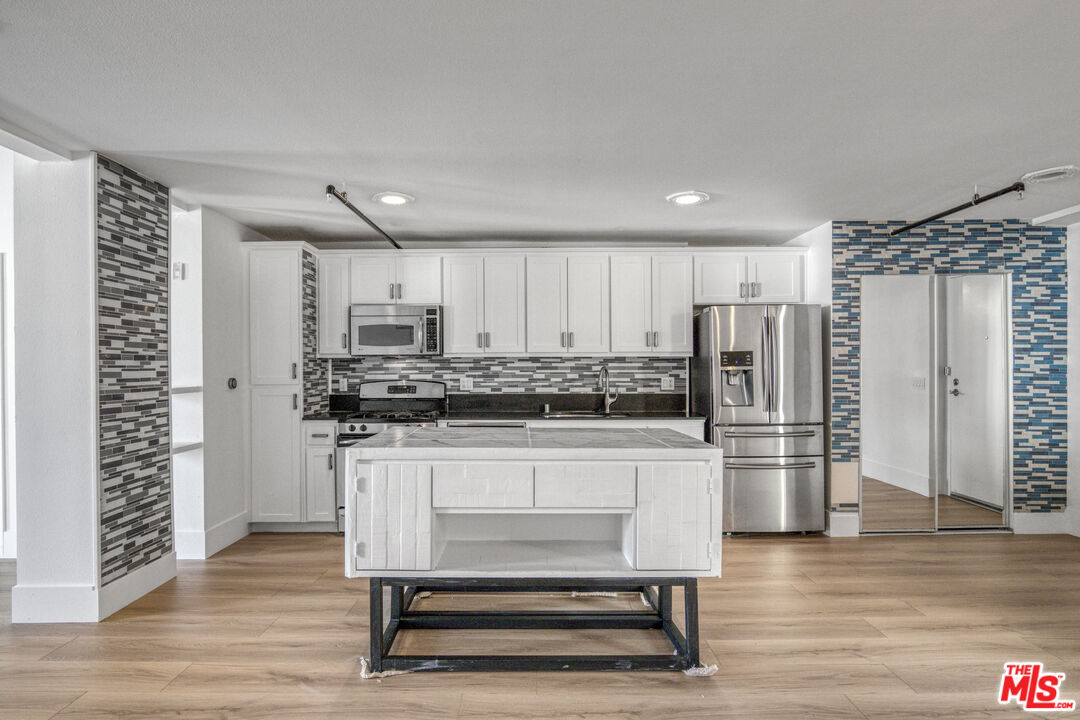 MLS #25575029 image #3