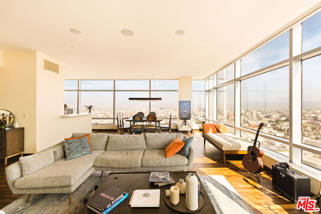 MLS #25575549 image #2