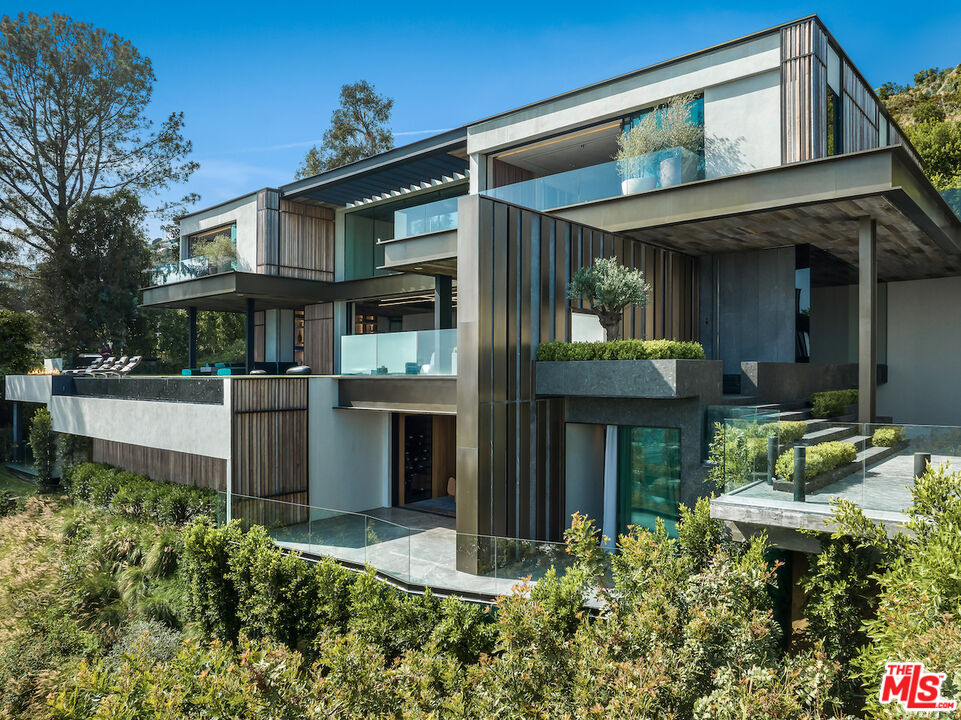 MLS #25575637 image #0