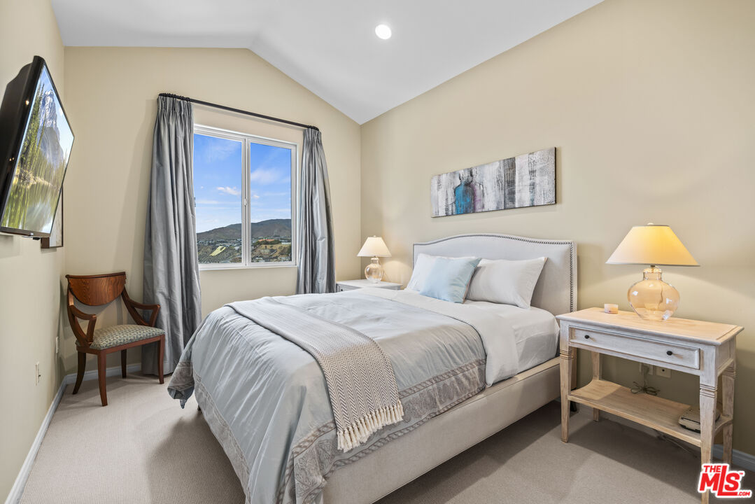 MLS #25577567 image #28