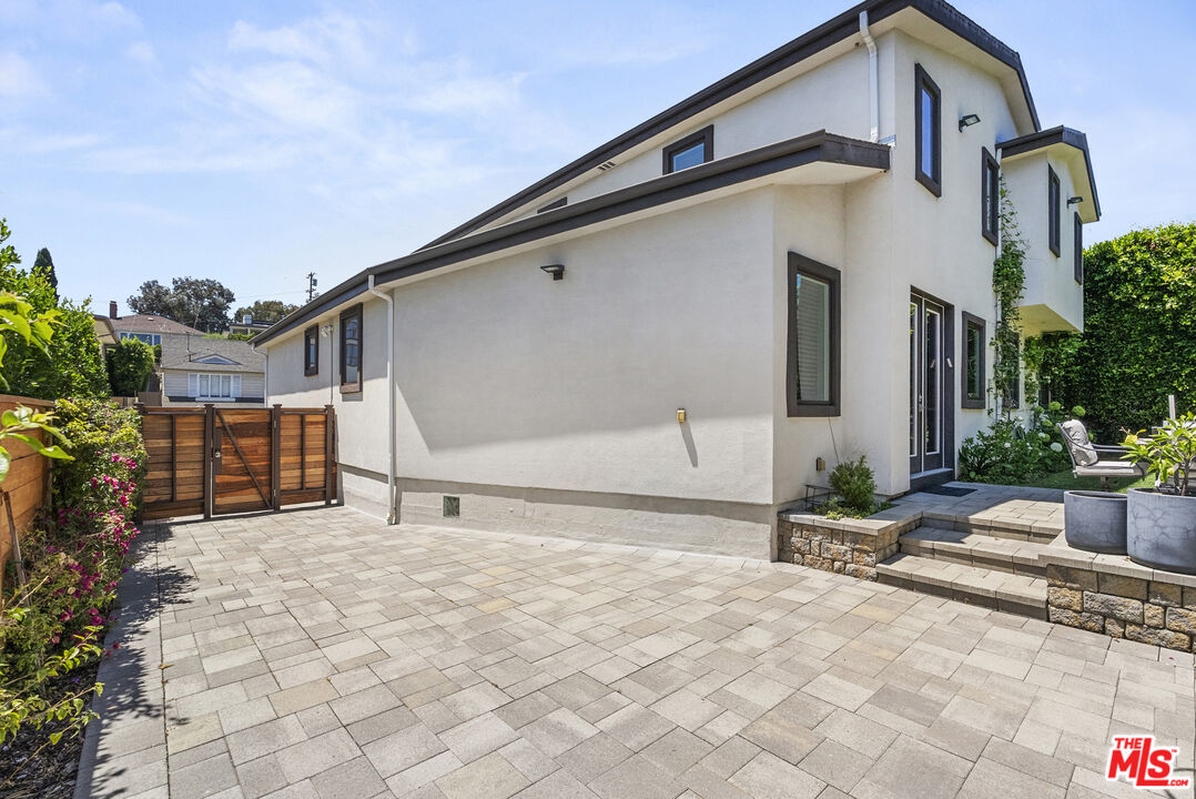 MLS #25577687 image #24