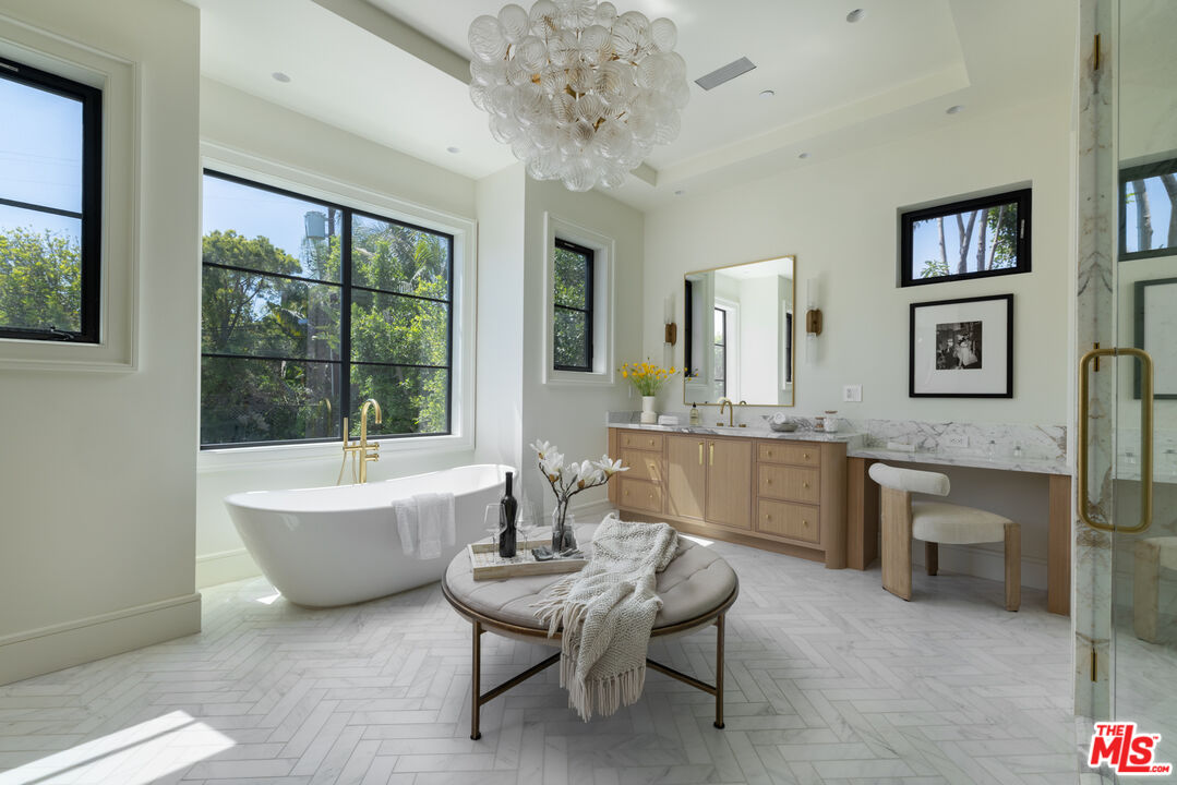 MLS #25578051 image #12