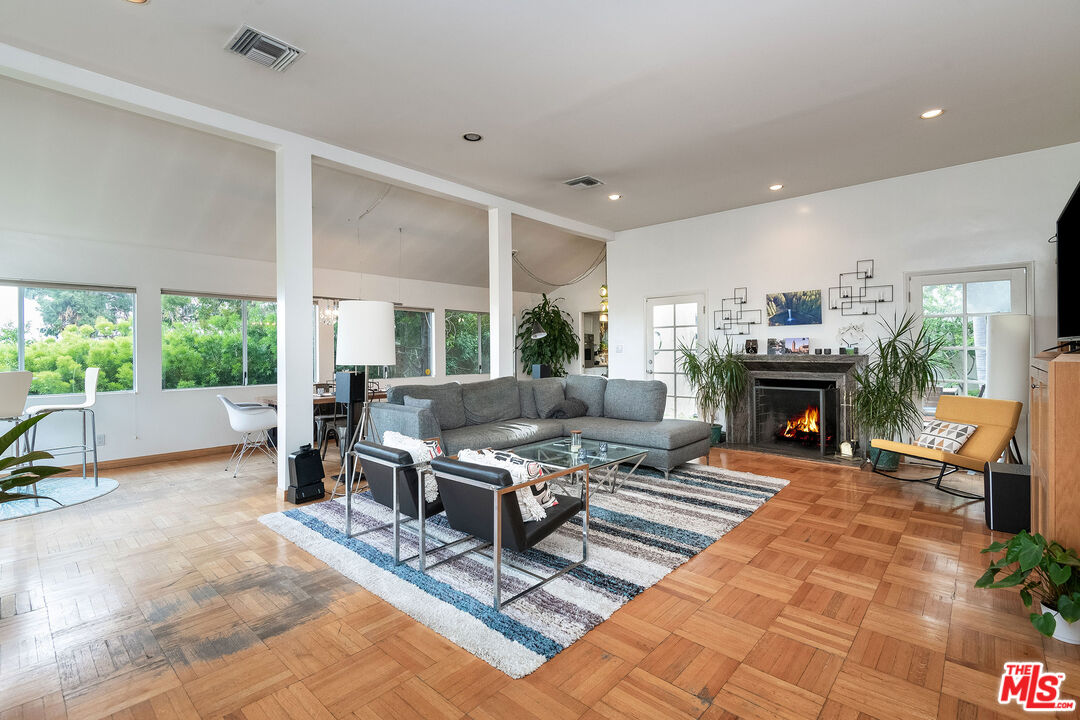 MLS #25578199 image #4