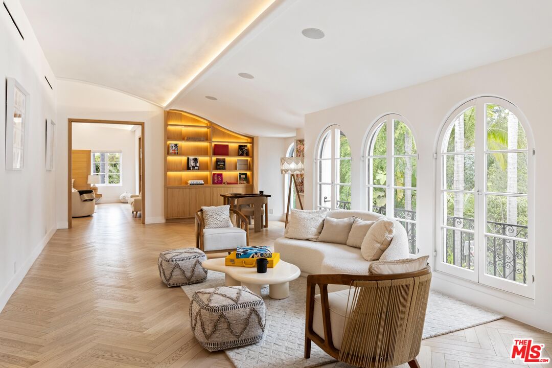 MLS #25578319 image #21