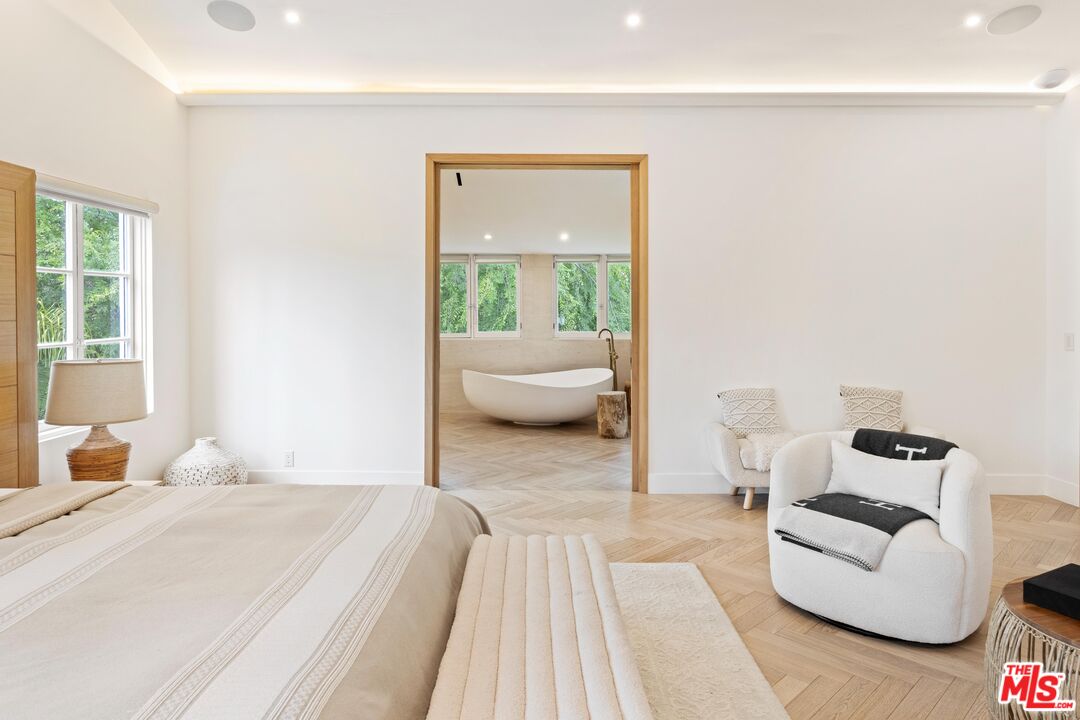 MLS #25578319 image #26