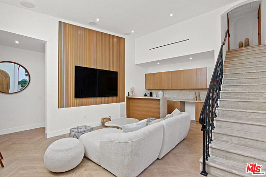 MLS #25578319 image #34